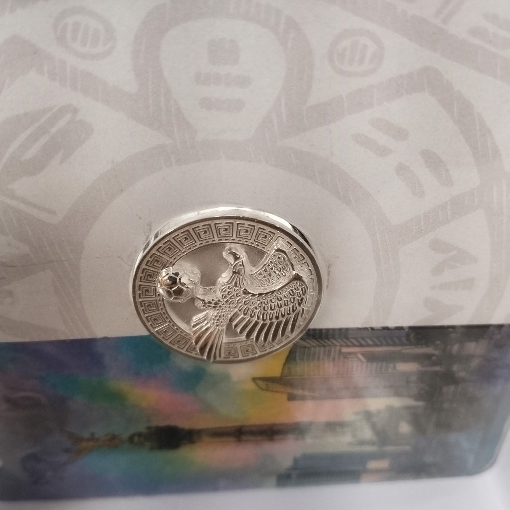 MEDALLA CONMEMORATIVA FRD FÚTBOL MOTIVO ÁGUILA PLATA .925 8.9 GR (NUEVO)
