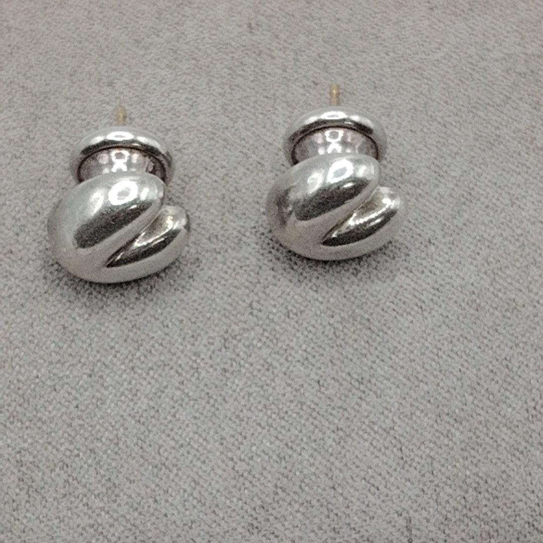 ARETES PAR PLATA 7.7 GRMS (SEMINUEVO)