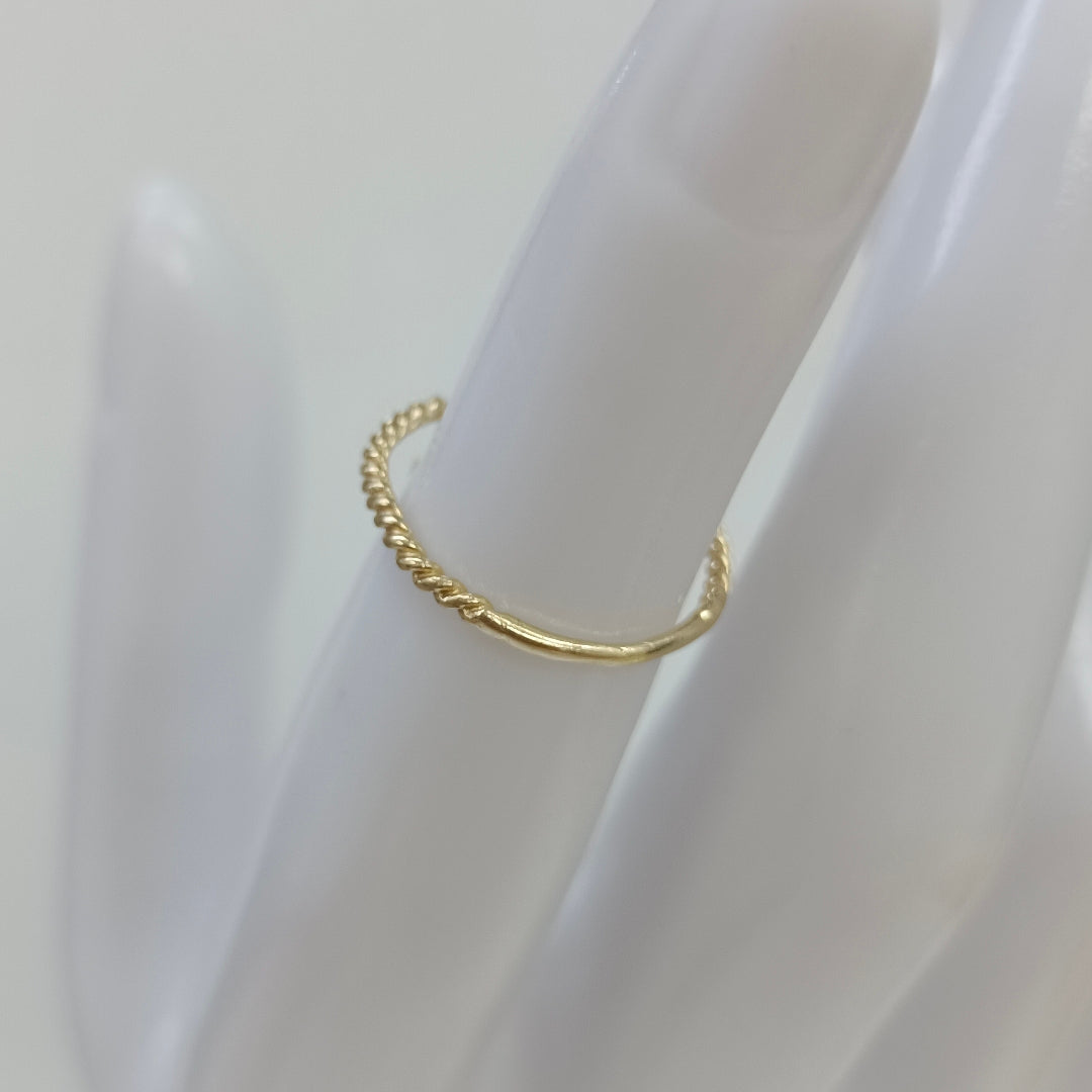ANILLITO ORO 14 K 0.9 GRMS (SEMINUEVO)
