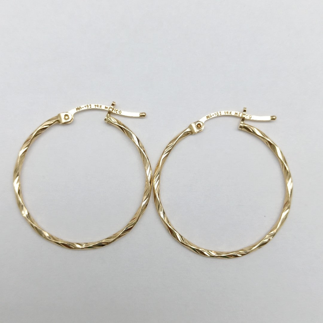 ARRACADAS PAR ORO 14 K 1.8 GRMS (SEMINUEVO)