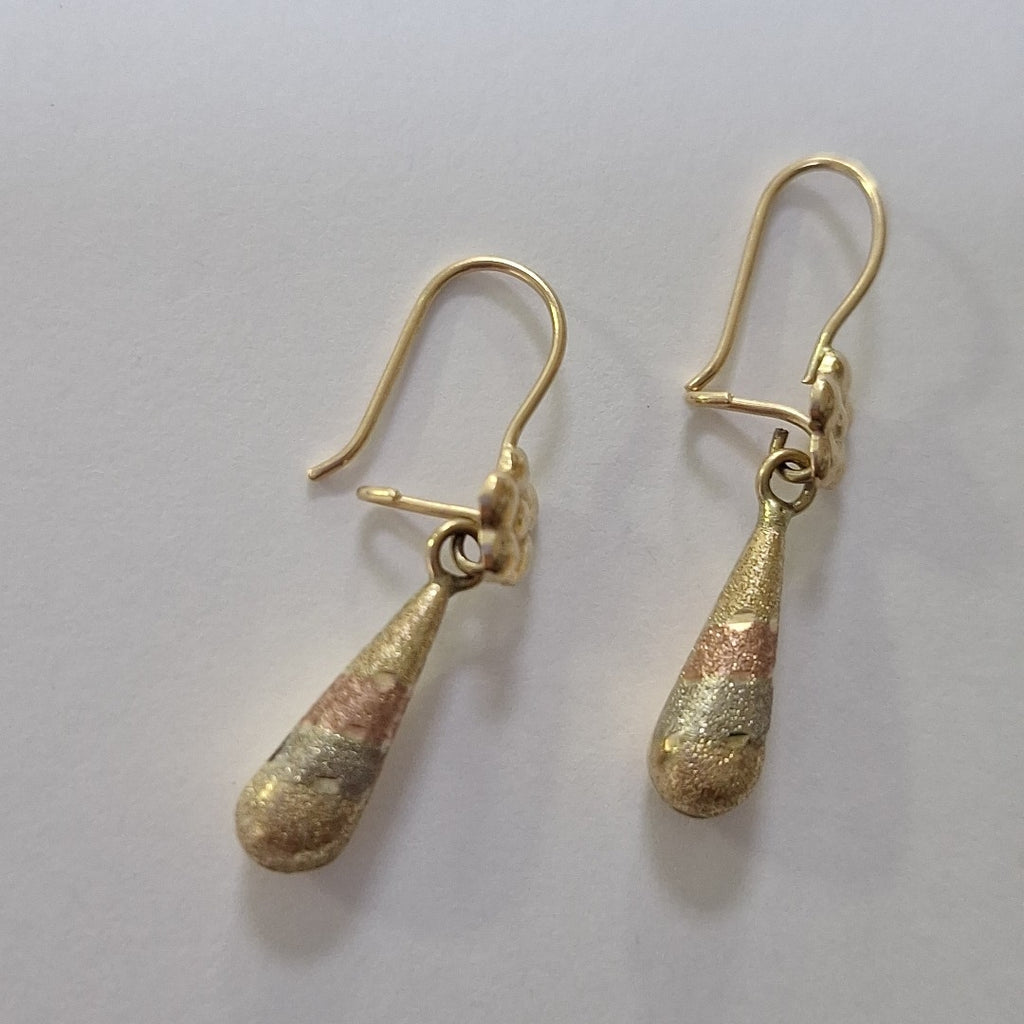 ARETES PAR ORO 10 K 1.6 GRMS (SEMINUEVO)