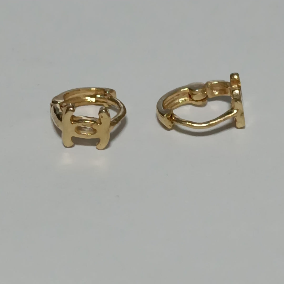 ARETES PAR ORO 14 K 0.7 GRMS (SEMINUEVO)