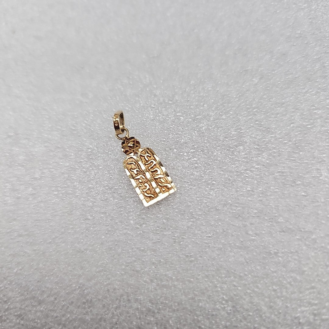 DIJE ORO 14 K 1.3 GRMS (SEMINUEVO)