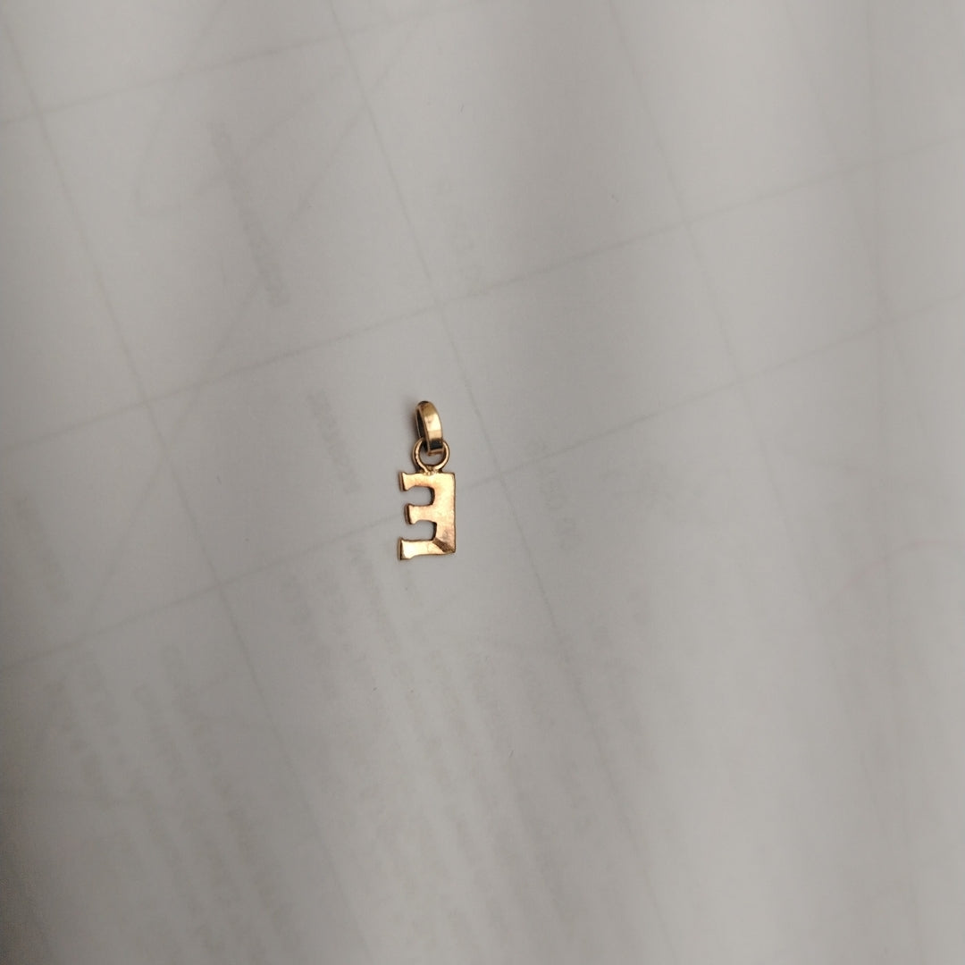 DIJE ORO 10 K 0.3 GRMS (SEMINUEVO)
