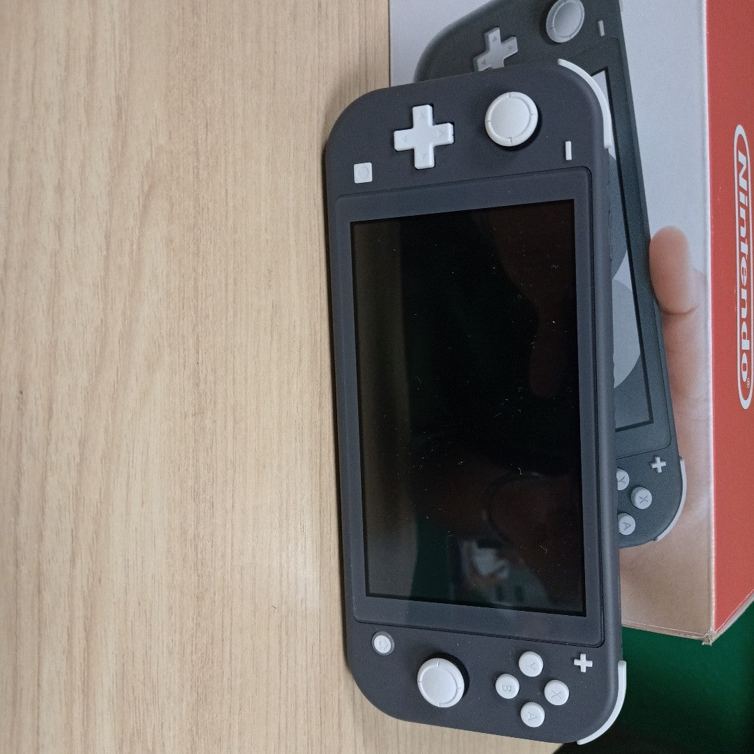 CONSOLA DE VIDEOJUEGO NINTENDO SWITCH LITE 32 GB (SEMINUEVO)