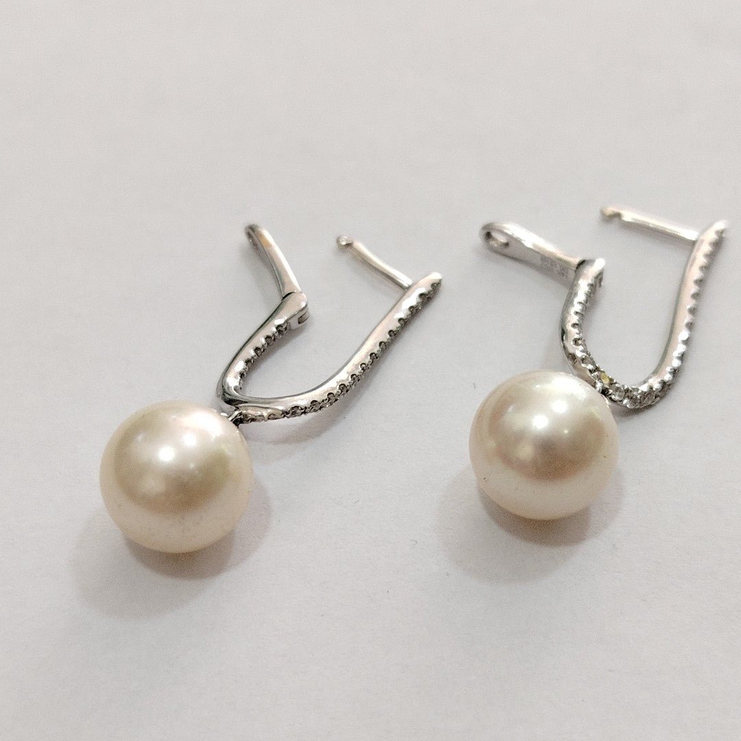 ARETES PAR ORO BLANCO 14 K 4 GRMS (SEMINUEVO)