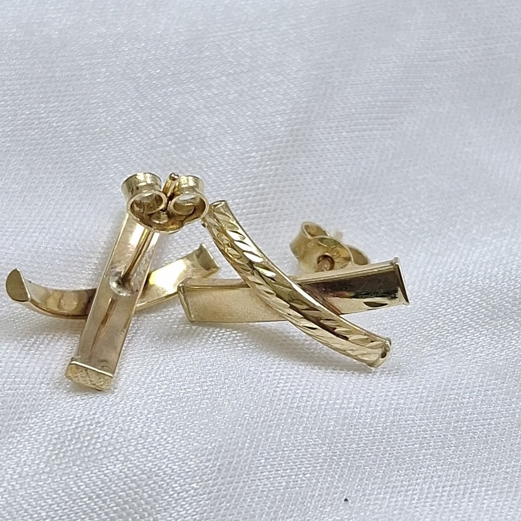 ARRACADAS PAR ORO 14 K 1.2 GRMS (SEMINUEVO)