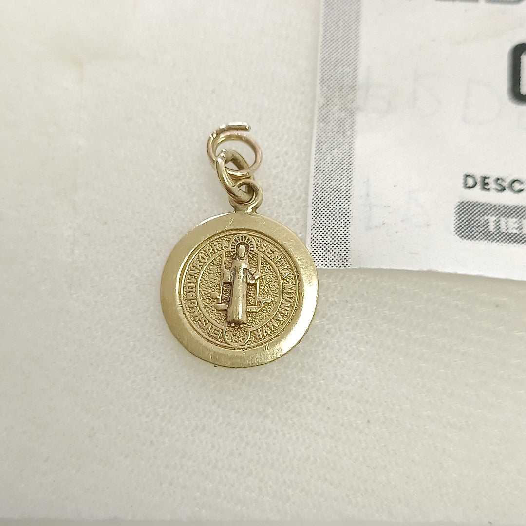 MEDALLA PERSONAL ORO 8 K 1.3 GRMS (SEMINUEVO)