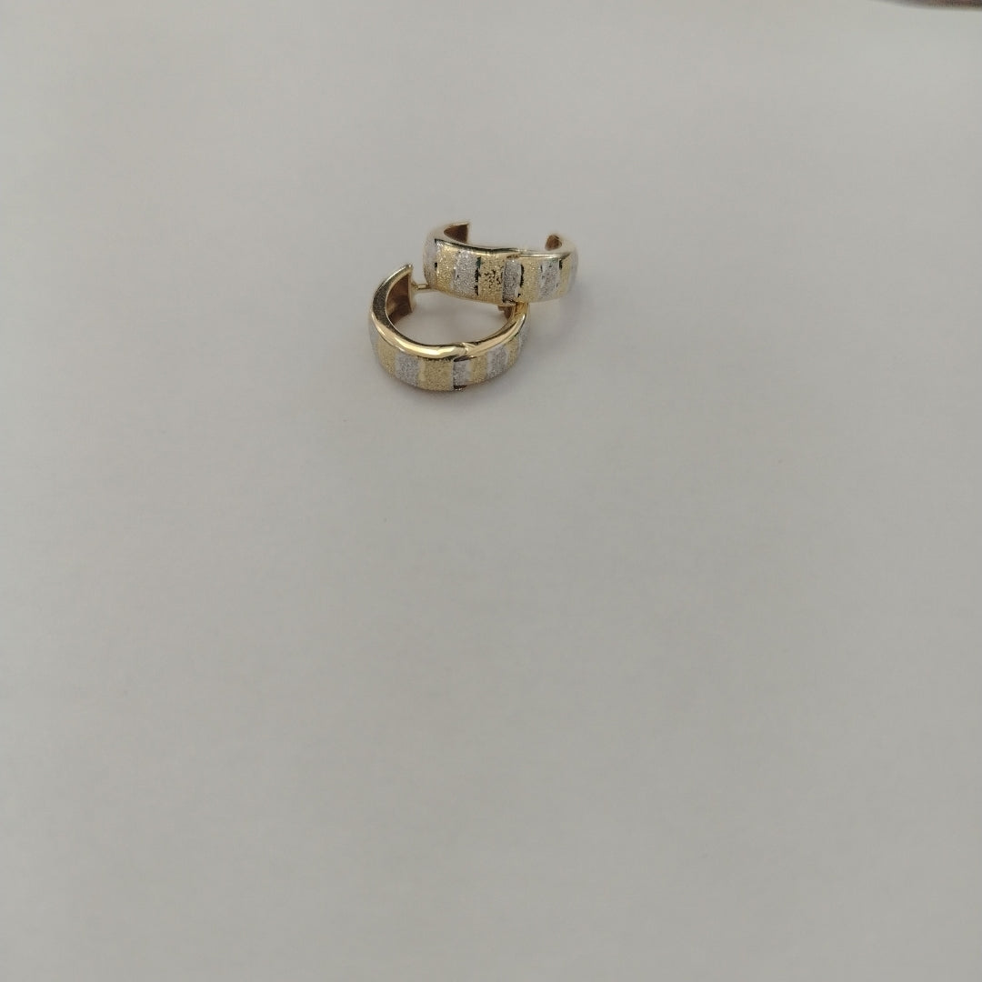 HUGGIES ORO 14K 1.3 (NUEVO)