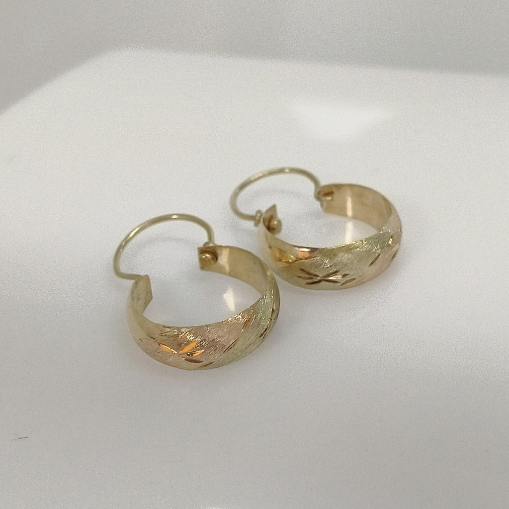 ARRACADAS PAR ORO 8 K 1,60 GRMS (SEMINUEVO)