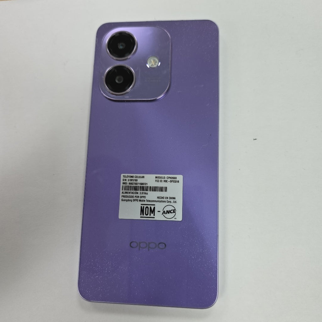 CELULAR OPPO A40 CPH2669 (2024) 256 GB 4 GB RAM (SEMINUEVO)