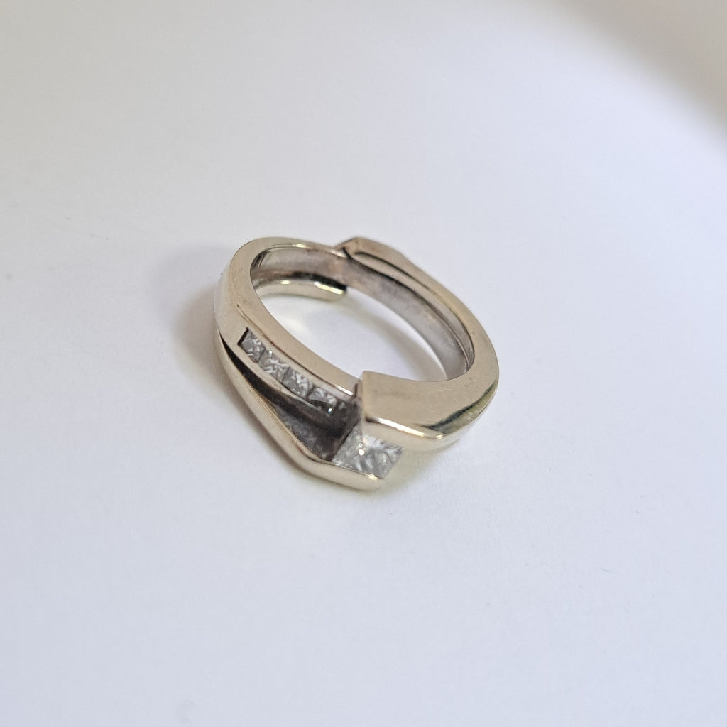 ANILLITO ORO 14 K 6.4 GRMS (SEMINUEVO)