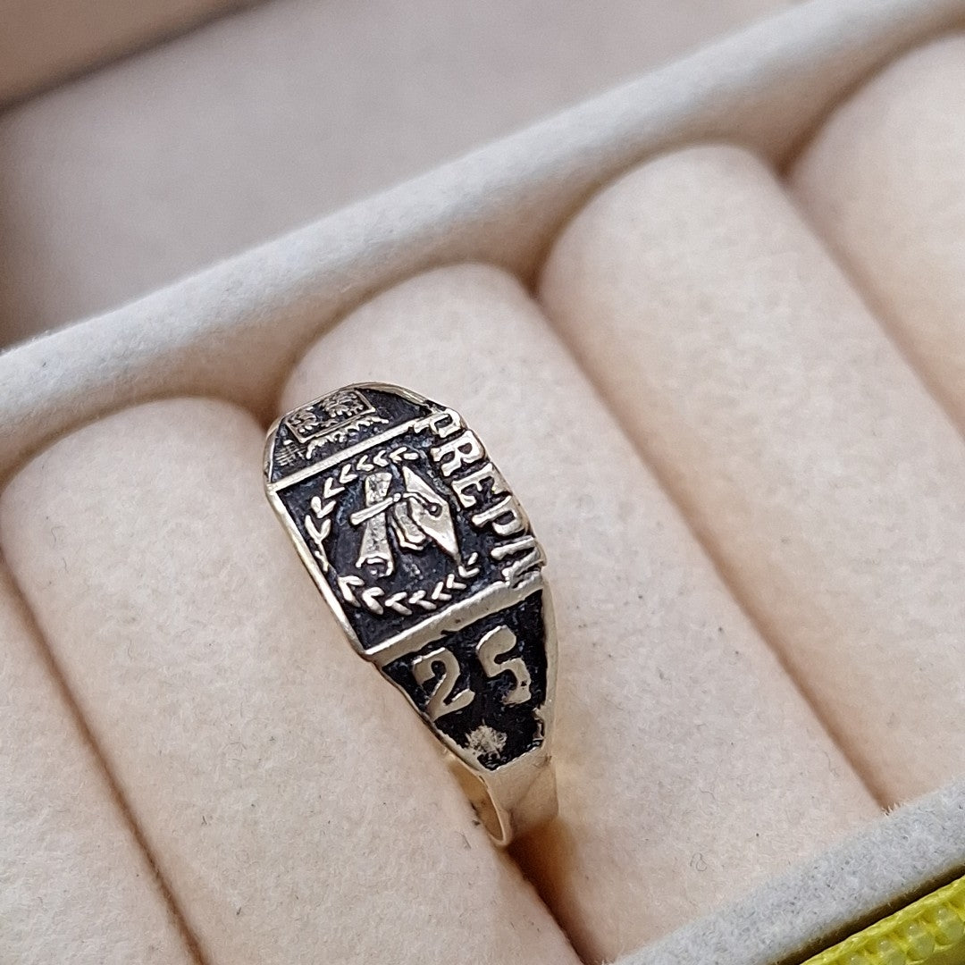 ANILLO DE GRADUACIÓN ORO 8 K 1 GRMS (SEMINUEVO)