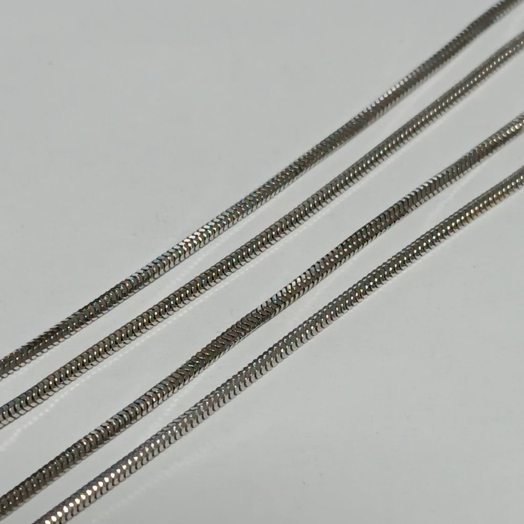 CADENA ORO BLANCO 14 K 4.3 GRMS (SEMINUEVO)