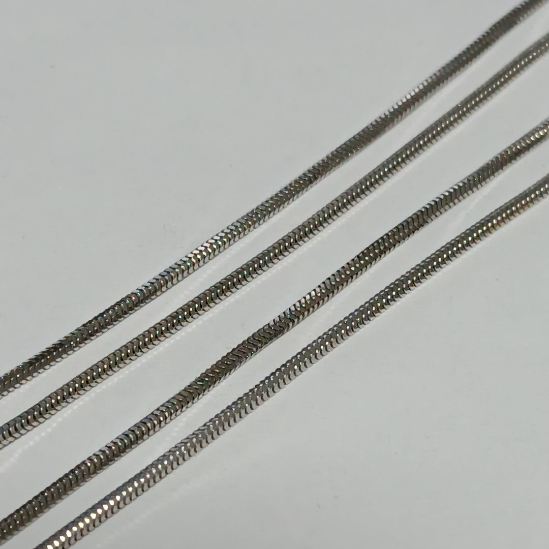 CADENA ORO BLANCO 14 K 4.3 GRMS (SEMINUEVO)