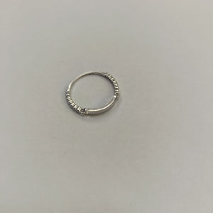 ANILLITO ORO BLANCO 14 K 1 GRMS (SEMINUEVO)