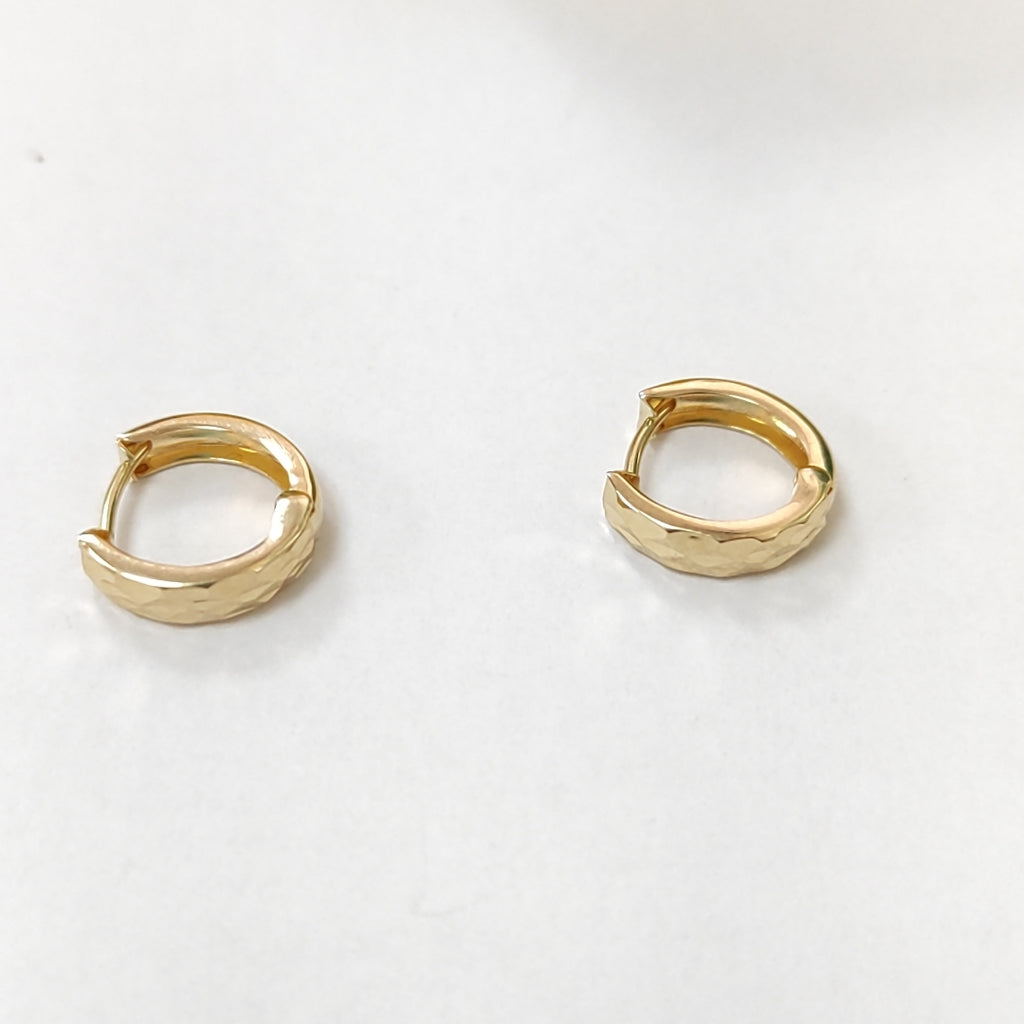 HUGGIES ORO 14K 0.9 (NUEVO)