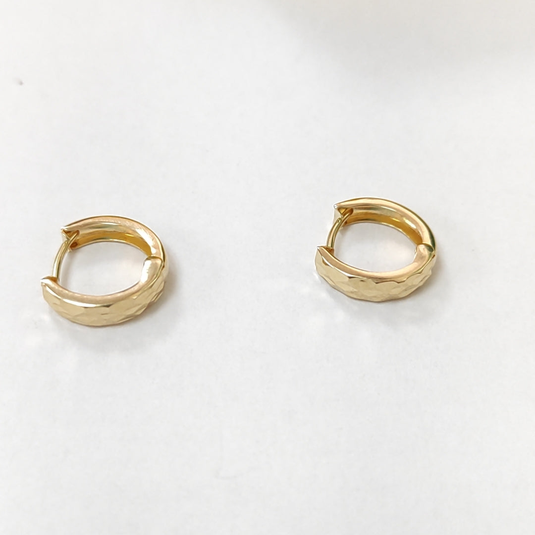 HUGGIES ORO 14K 0.9 (NUEVO)