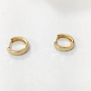HUGGIES ORO 14K 0.9 (NUEVO)