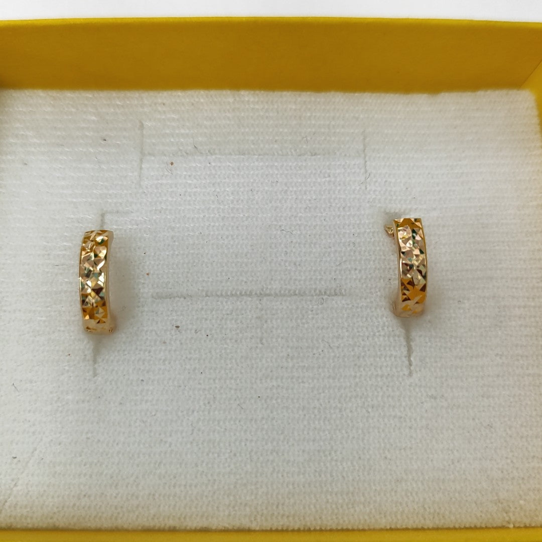 HUGGIES ORO 14K 1.1 (NUEVO)