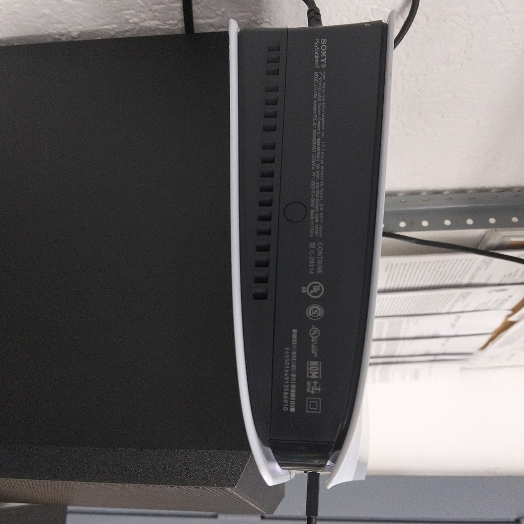 CONSOLA DE VIDEOJUEGO SONY PS5 825 SSD (SEMINUEVO)