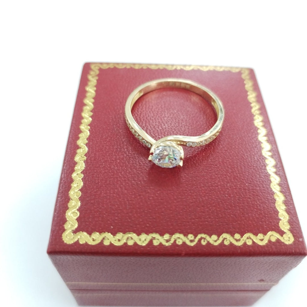 SOLITARIO ORO 14 K 1.9 GRMS (SEMINUEVO)
