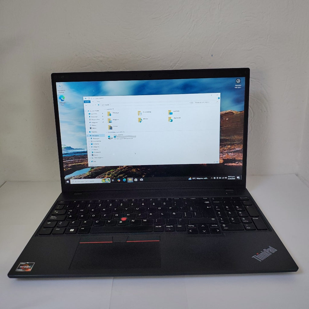 LAPTOP LENOVO THINKPAD L15 GEN 4 (2024) 512 GB SSD 32 GB RAM (SEMINUEVO)