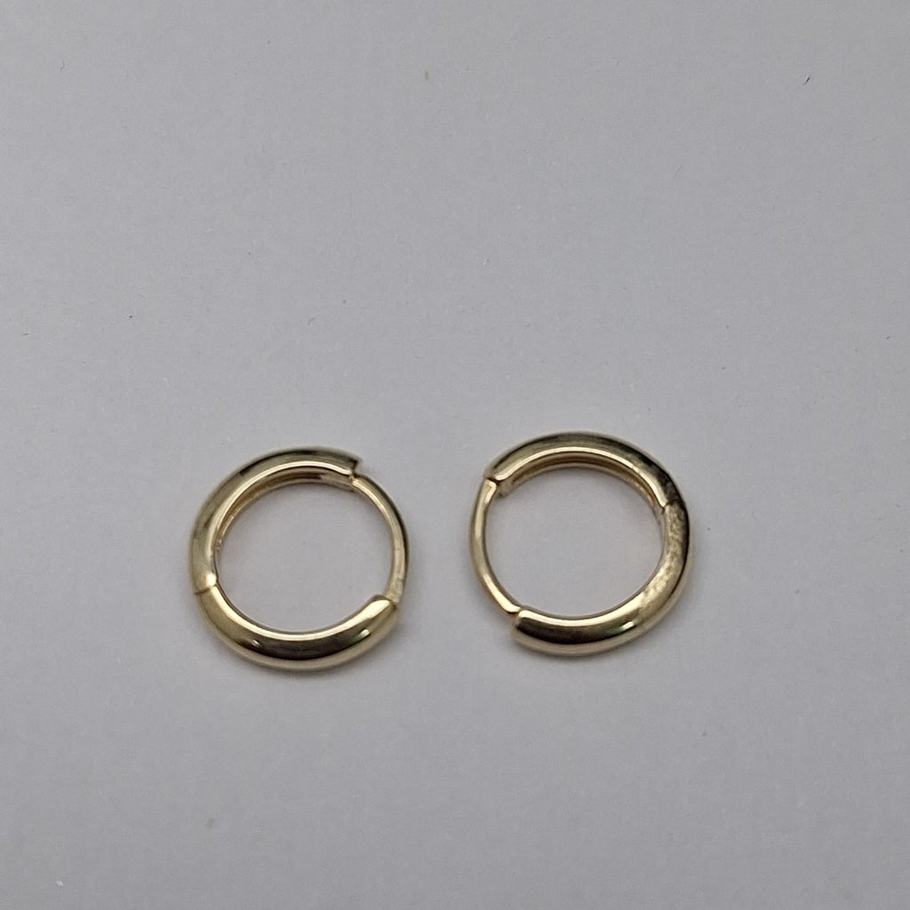 HUGGIES ORO 14K 1.1 (NUEVO)