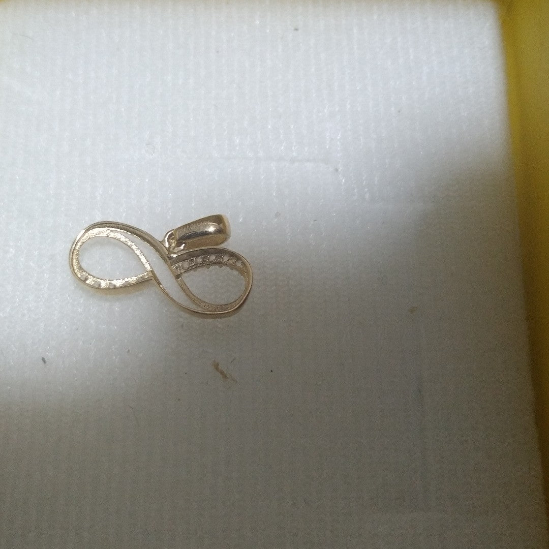 DIJES ORO 14K 0.7 (NUEVO)