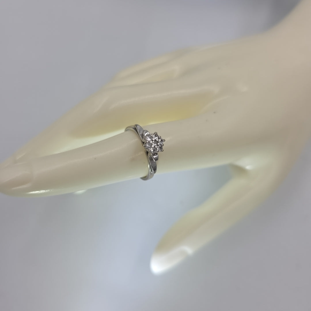 SOLITARIO ORO BLANCO 14 K 3.1 GRMS (SEMINUEVO)