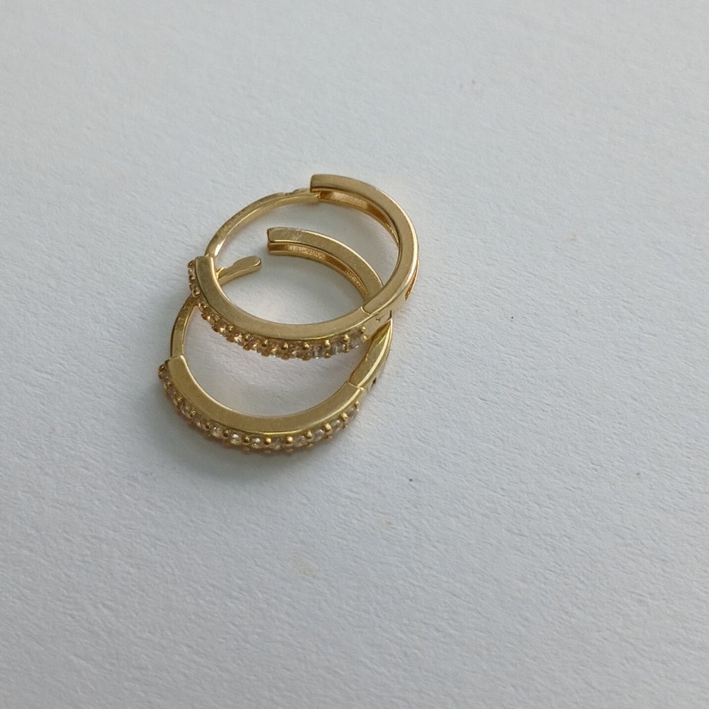 HUGGIES ORO 14K 1.1 (NUEVO)