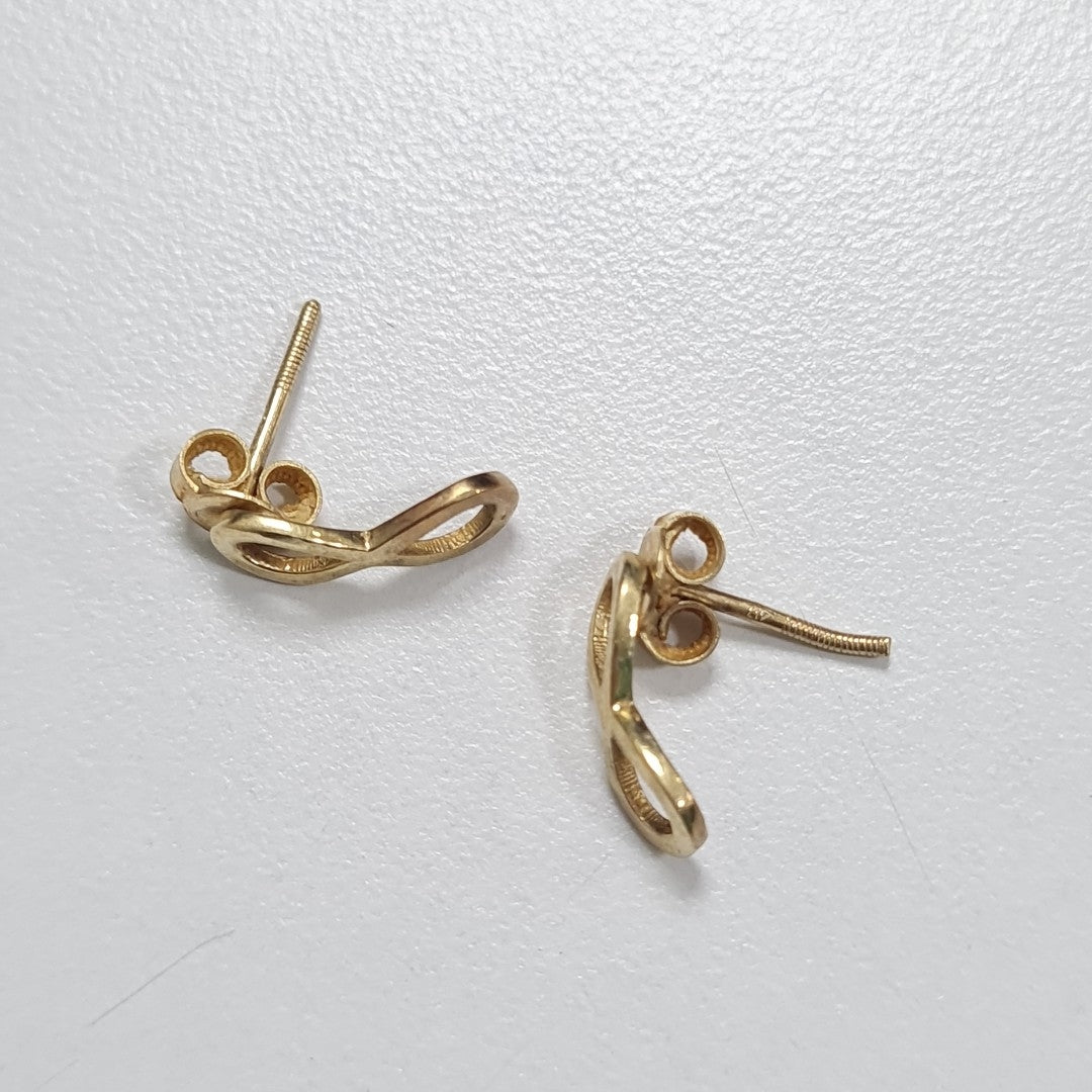 ARETES PAR ORO 14 K 1 GRMS (SEMINUEVO)