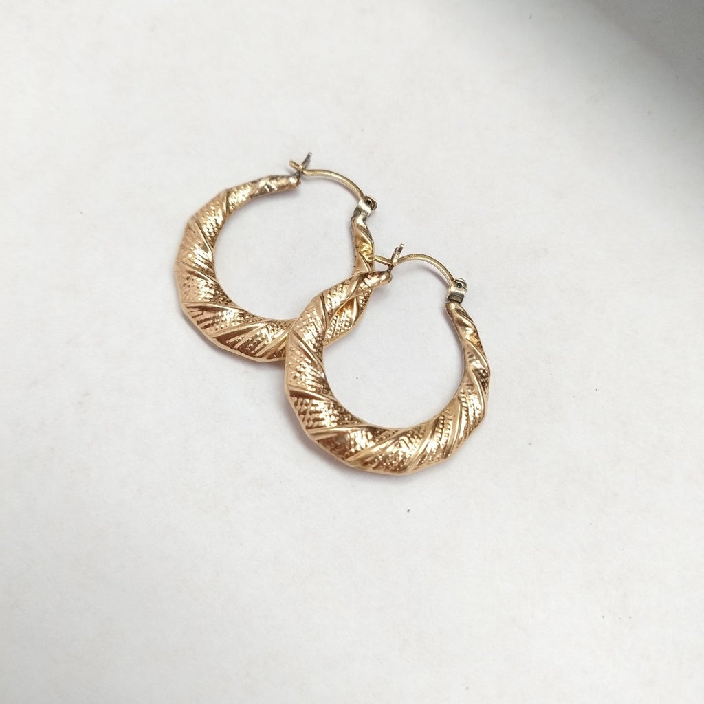 ARRACADAS PAR ORO 14 K 3.2 GRMS (SEMINUEVO)
