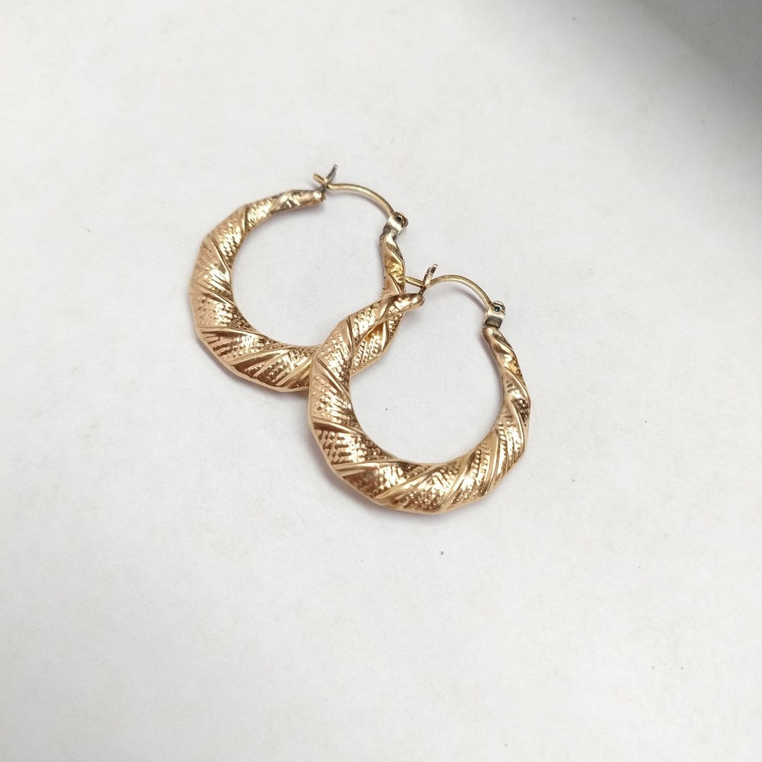 ARRACADAS PAR ORO 14 K 3.2 GRMS (SEMINUEVO)