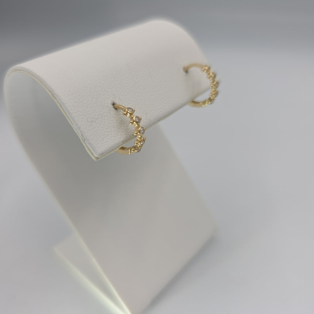 HUGGIES ORO 14K 1.4 (NUEVO)