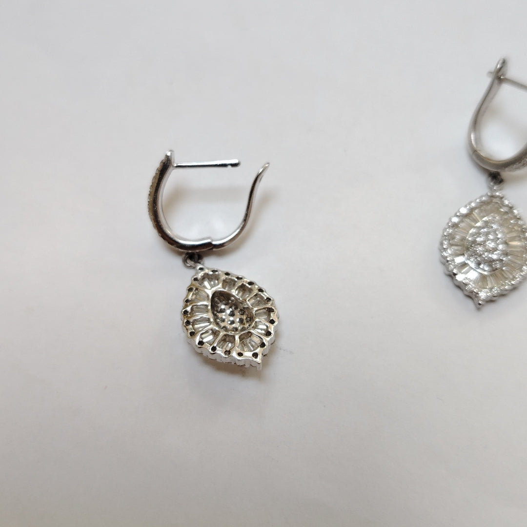 ARETES PAR ORO BLANCO 14 K 5,30 GRMS (SEMINUEVO)