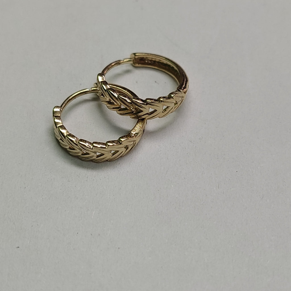 HUGGIES ORO 14K 1.2 (NUEVO)