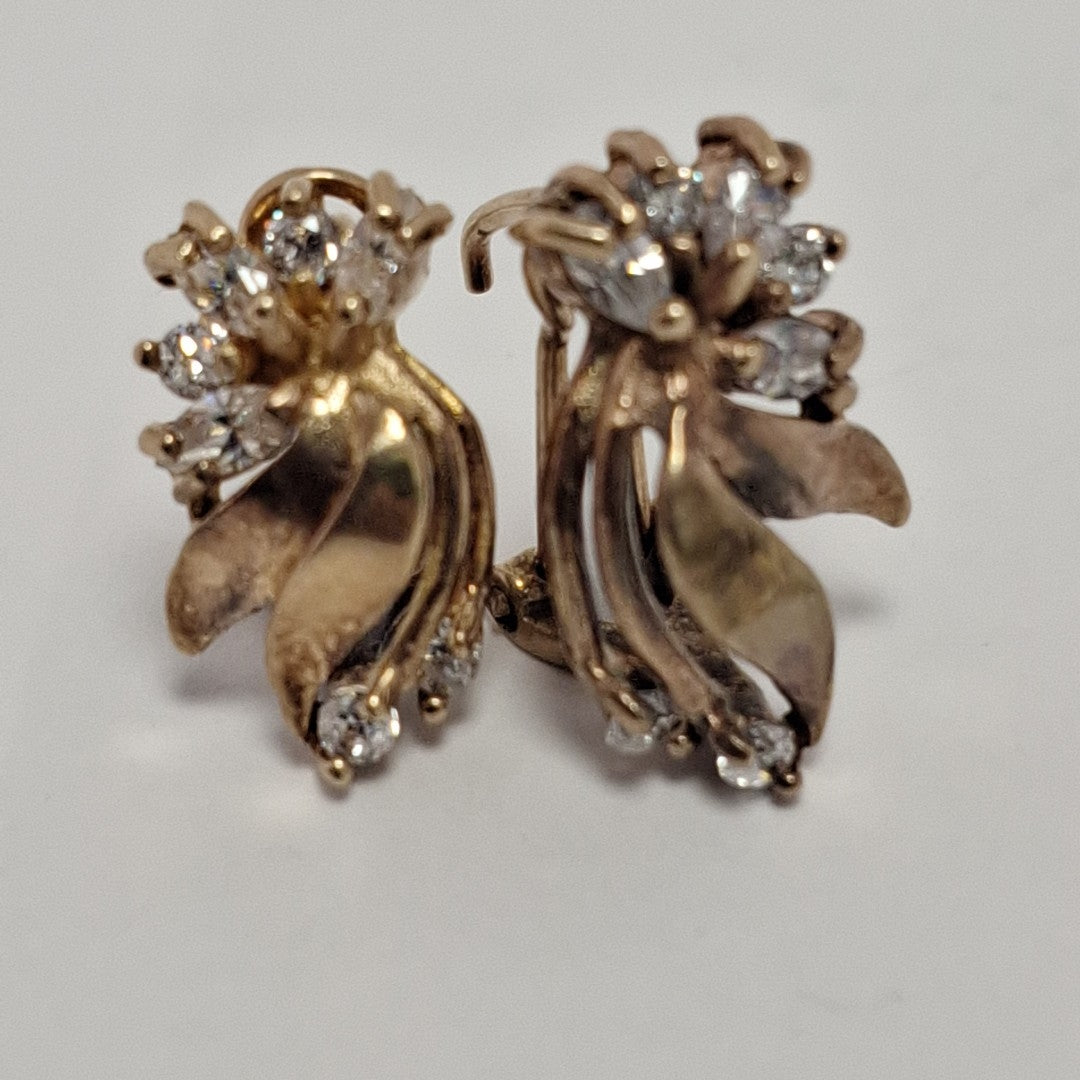 ARETES PAR ORO 10 K 3.6 GRMS (SEMINUEVO)