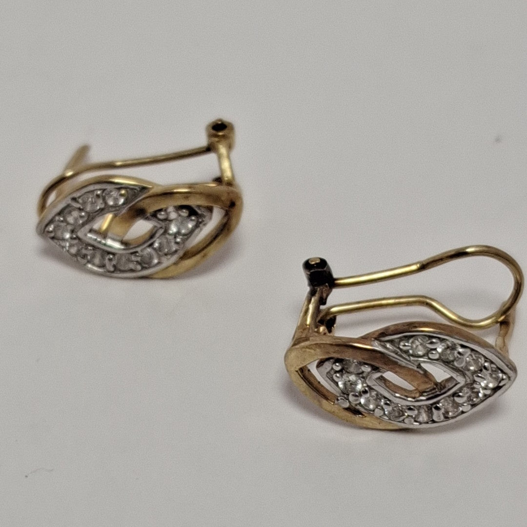 ARETES PAR ORO 8 K 2.8 GRMS (SEMINUEVO)