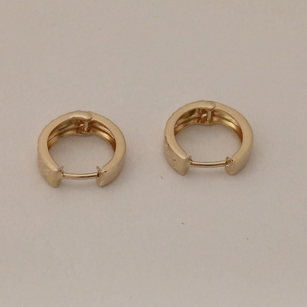 HUGGIES ORO 14K 1.1 (NUEVO)