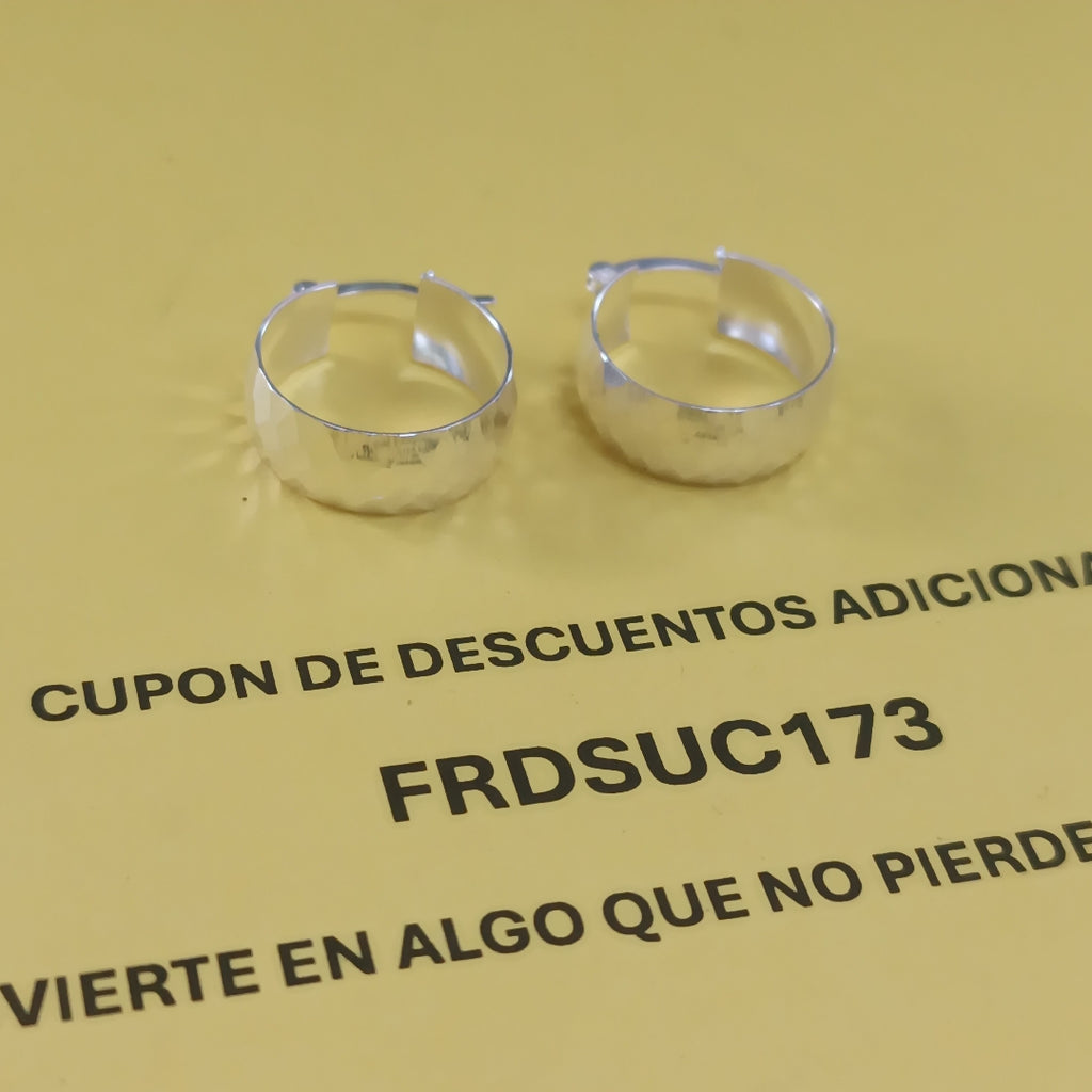 ARETES ARRACADAS FACETADAS PLATA .925 2.8 GR (NUEVO)