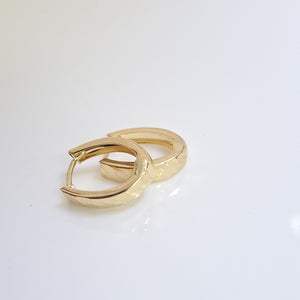 HUGGIES ORO 14K 1.1 (NUEVO)