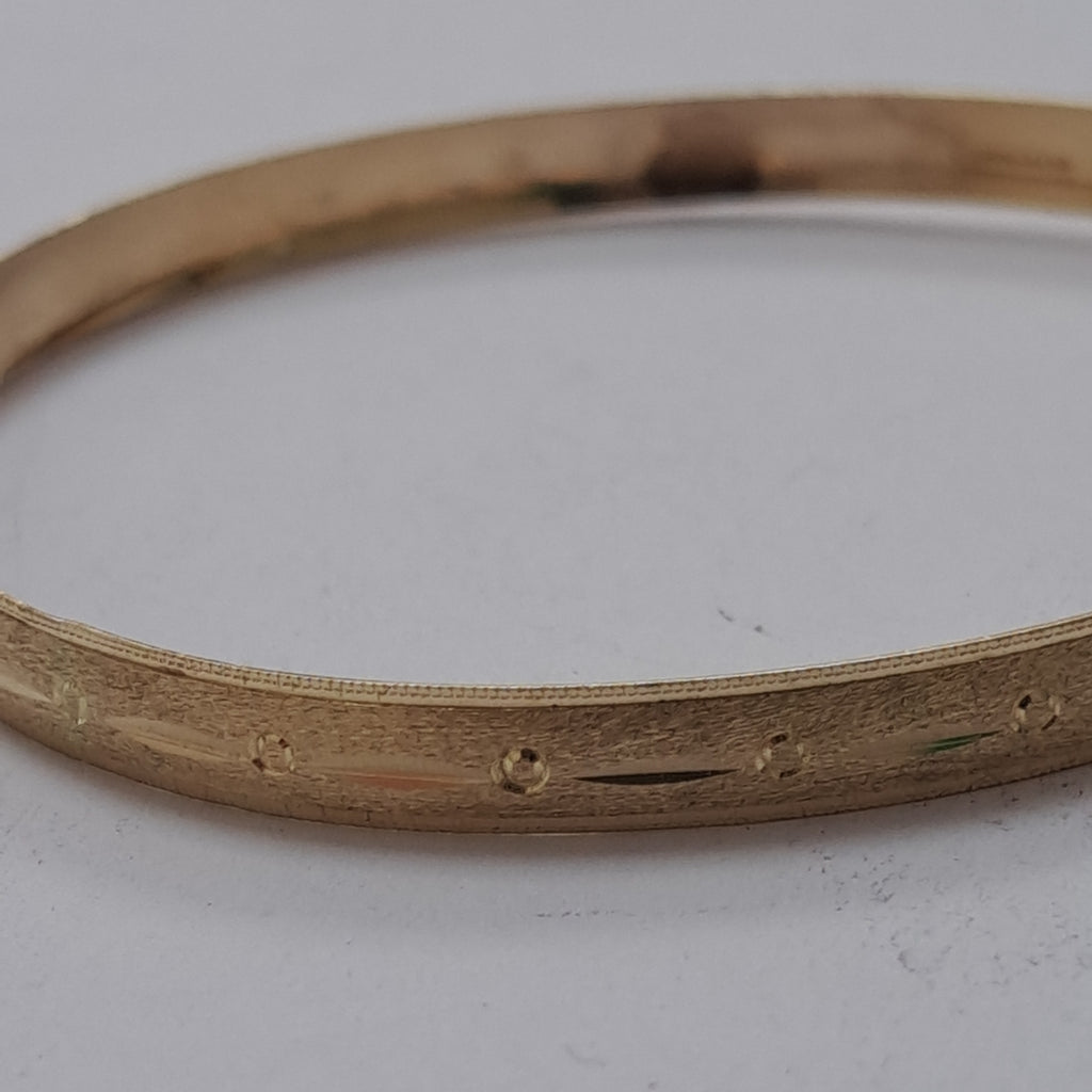 PULSERA RIGIDA ORO 10 K 6,00 GRMS (SEMINUEVO)