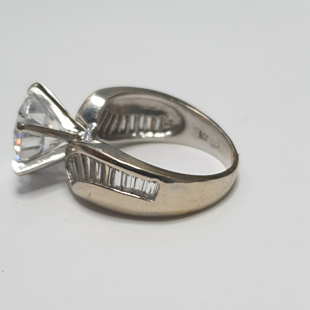 ANILLITO ORO 14 K 7.4 GRMS (SEMINUEVO)