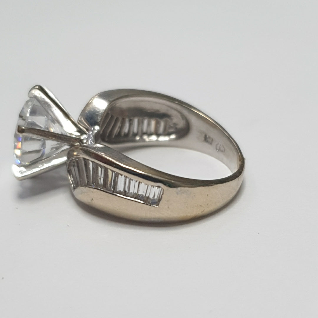 ANILLITO ORO 14 K 7.4 GRMS (SEMINUEVO)