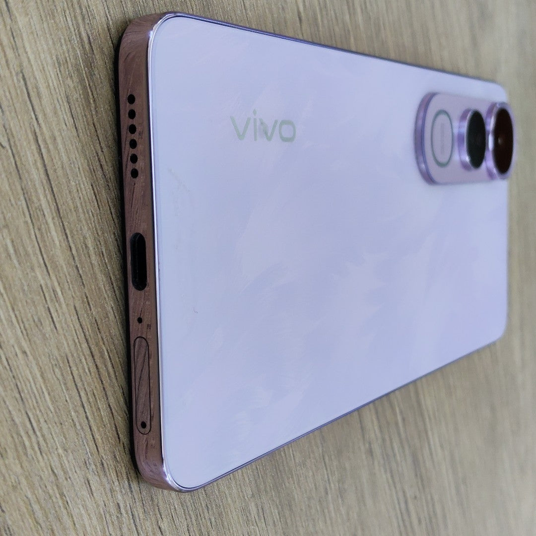 CELULAR VIVO V50 LITE V2441 (2025) 256 GB 8 GB RAM (SEMINUEVO)