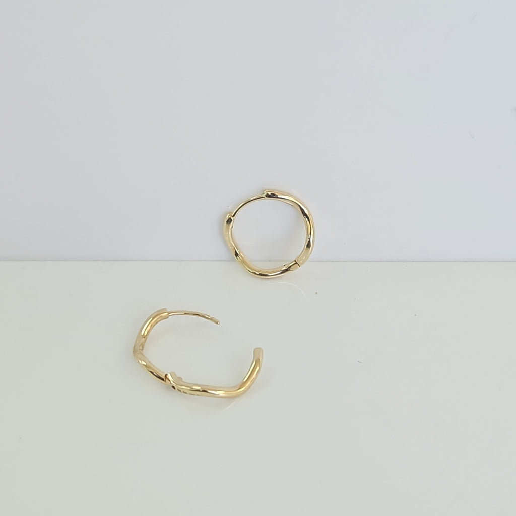 HUGGIES ORO 14K 1.3 (NUEVO)