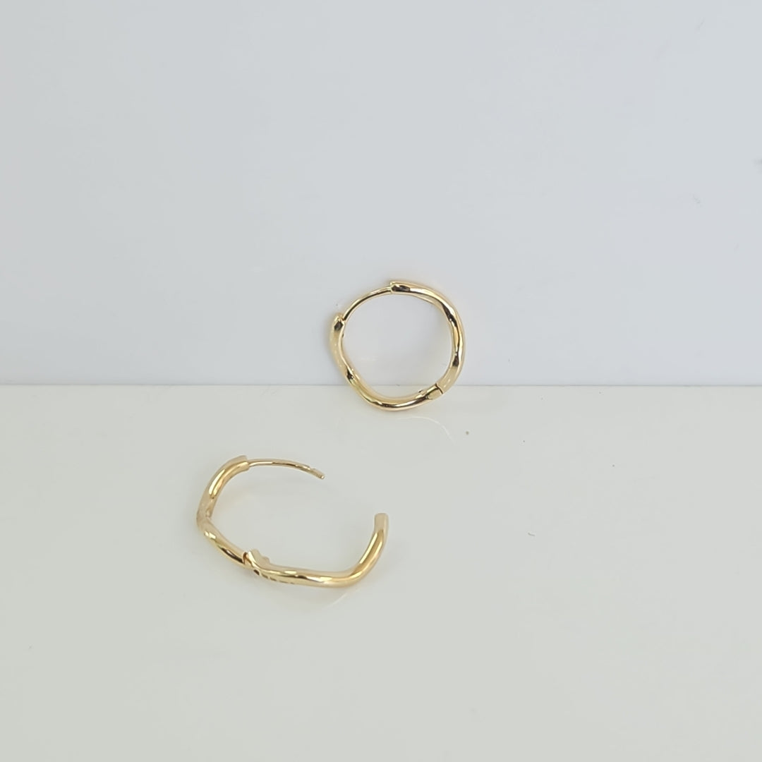 HUGGIES ORO 14K 1.3 (NUEVO)