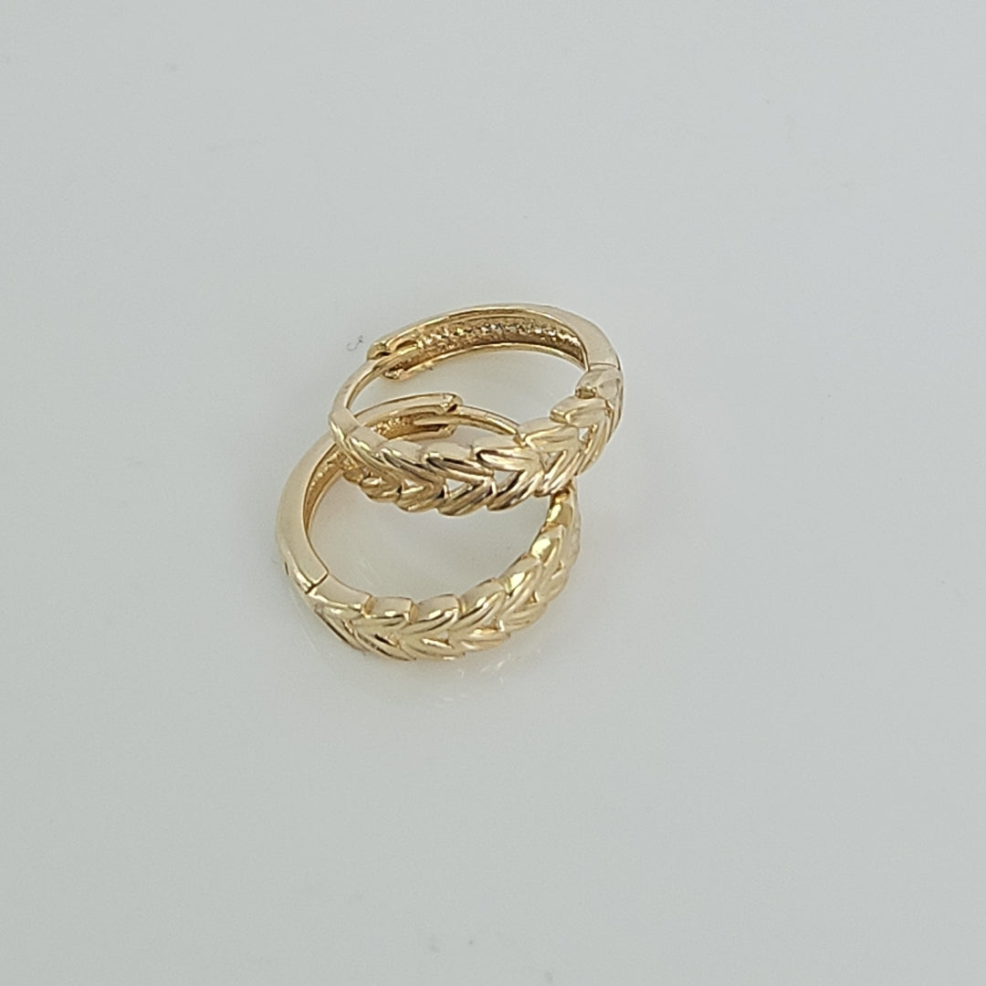 HUGGIES ORO 14K 1.2 (NUEVO)