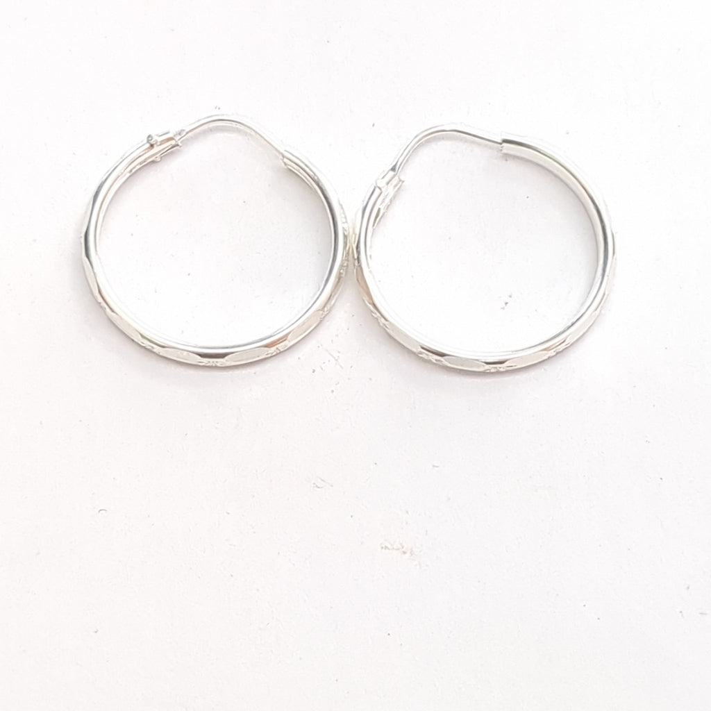 PAR ARRACADAS FACETADA PLATA .925 2.1 GR (NUEVO)